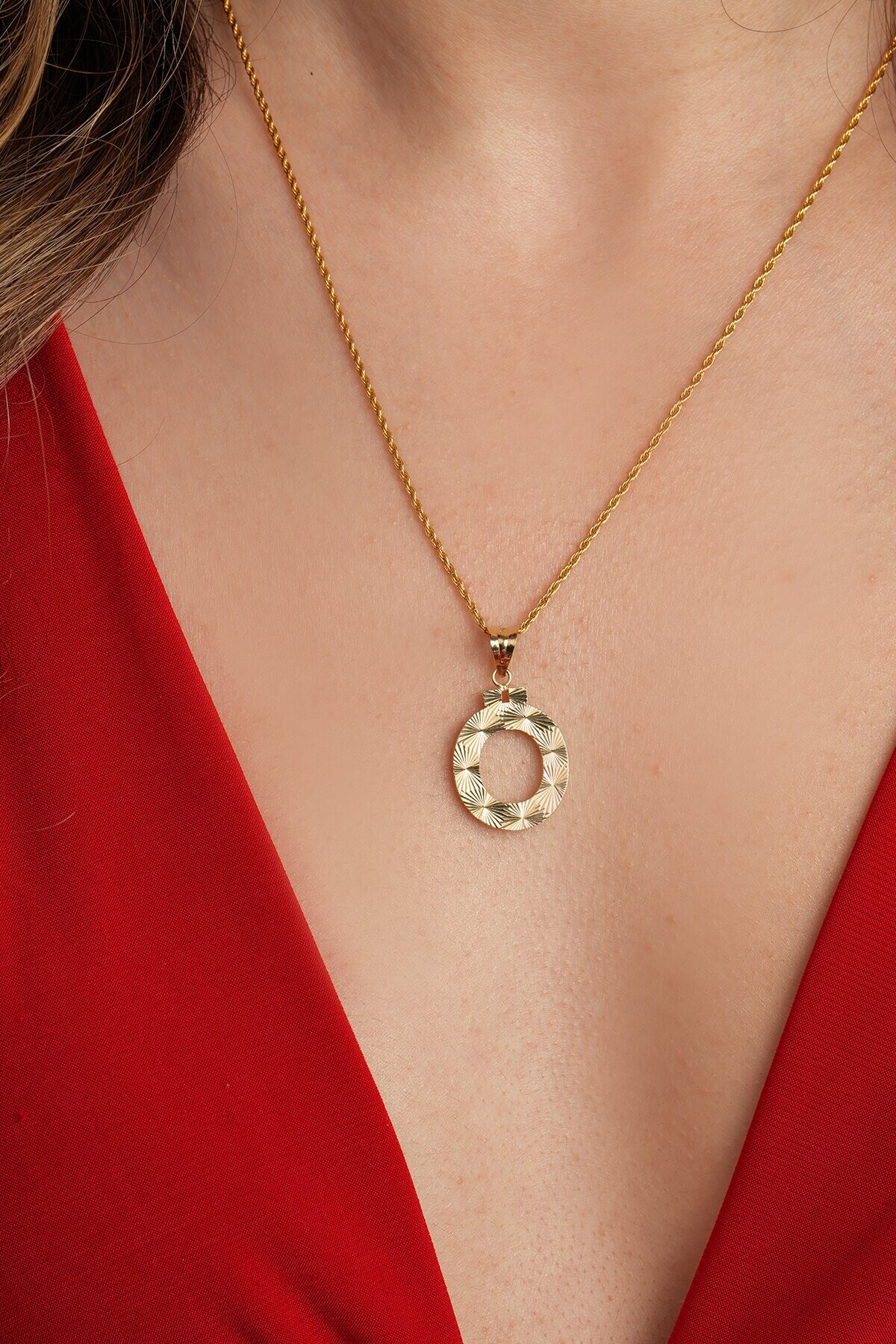 14 Ayar Altın Ö Harfi Kolye Ucu