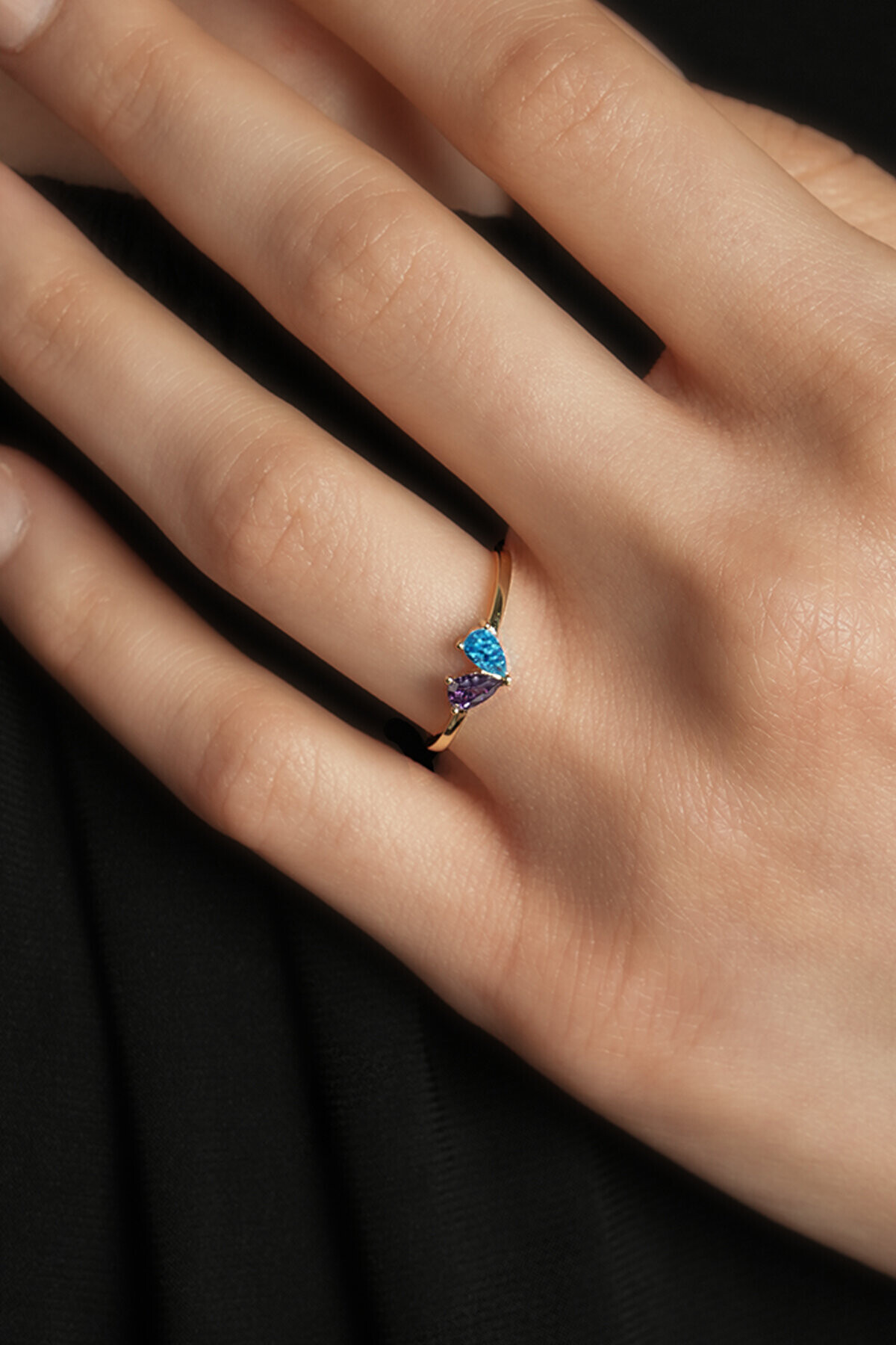 14 Ayar Altın Taşlı Kalp Yüzük