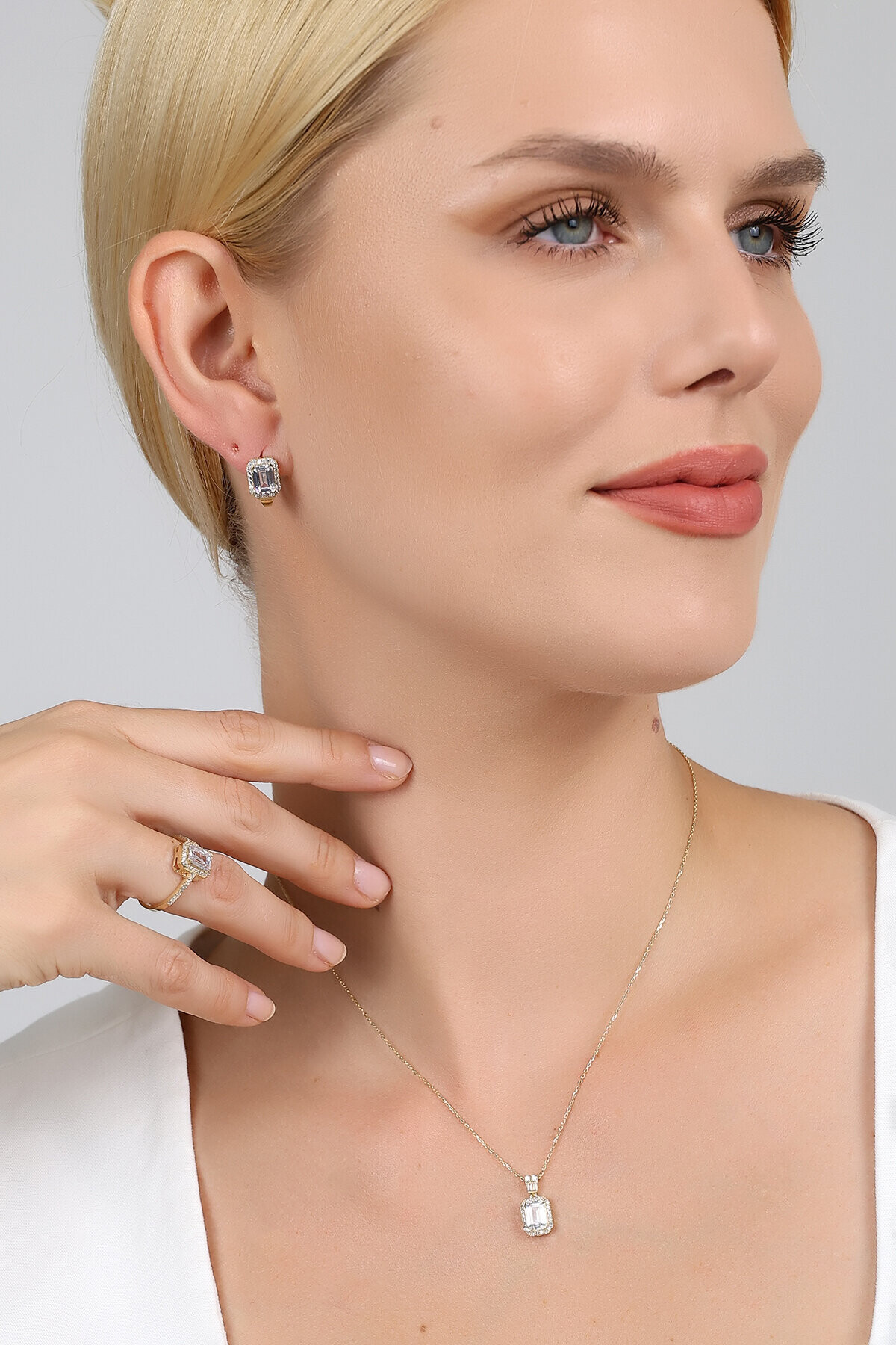 14 Ayar Altın Tektaş Set