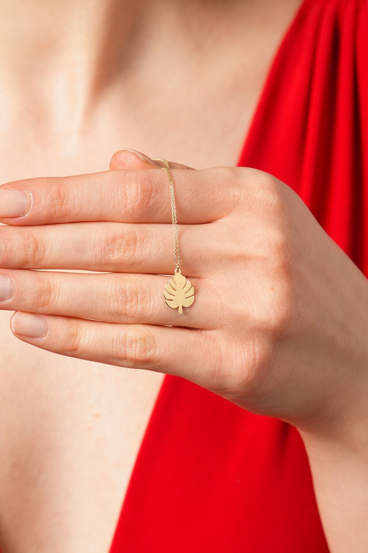 14 Ayar Yaprak Kolye