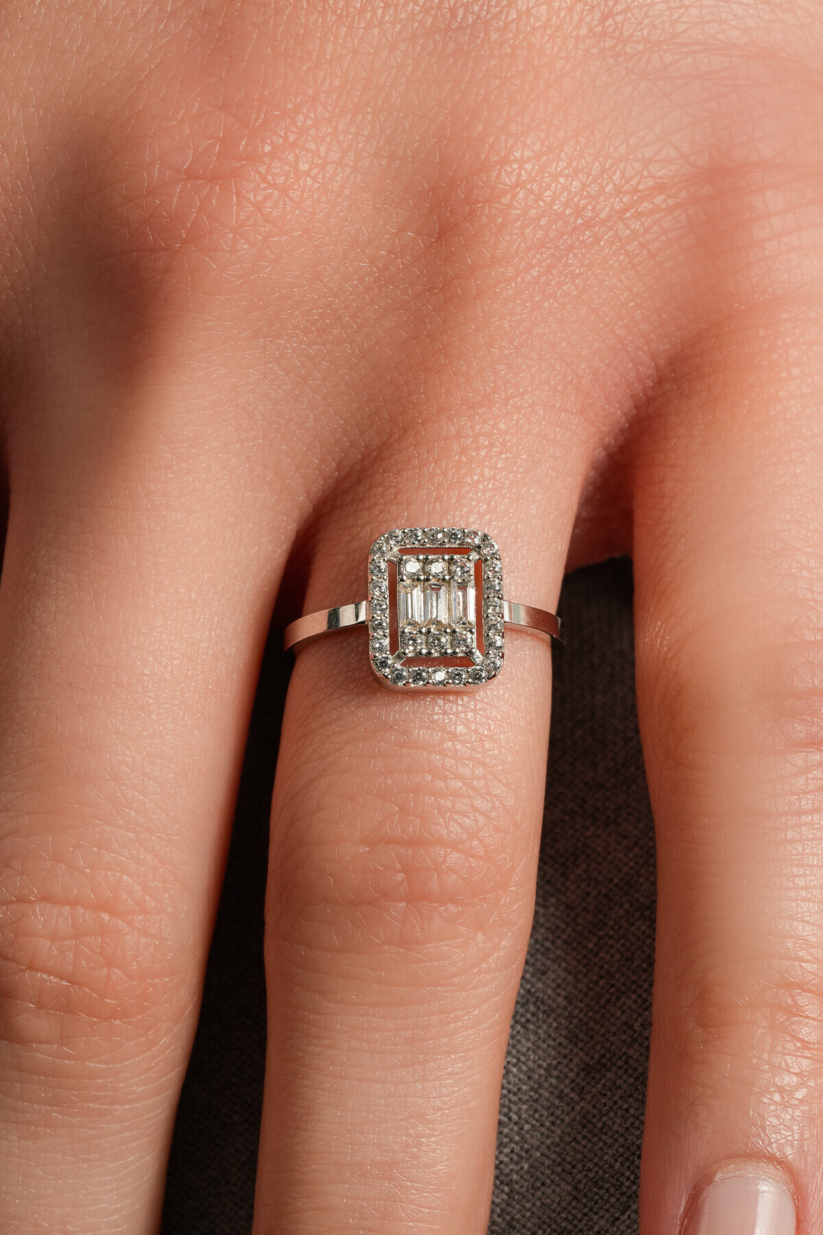 8 Ayar Baget Yüzük