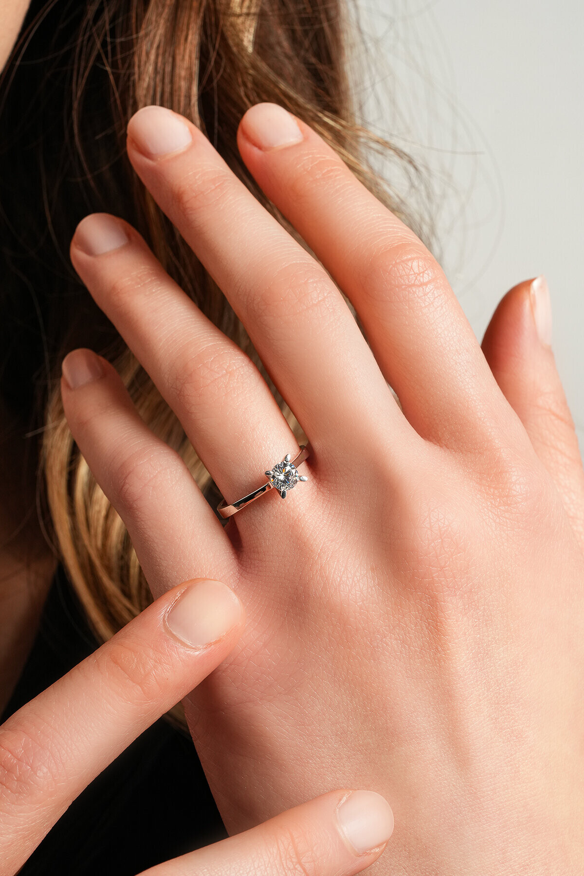 8 Ayar Tektaş Yüzük