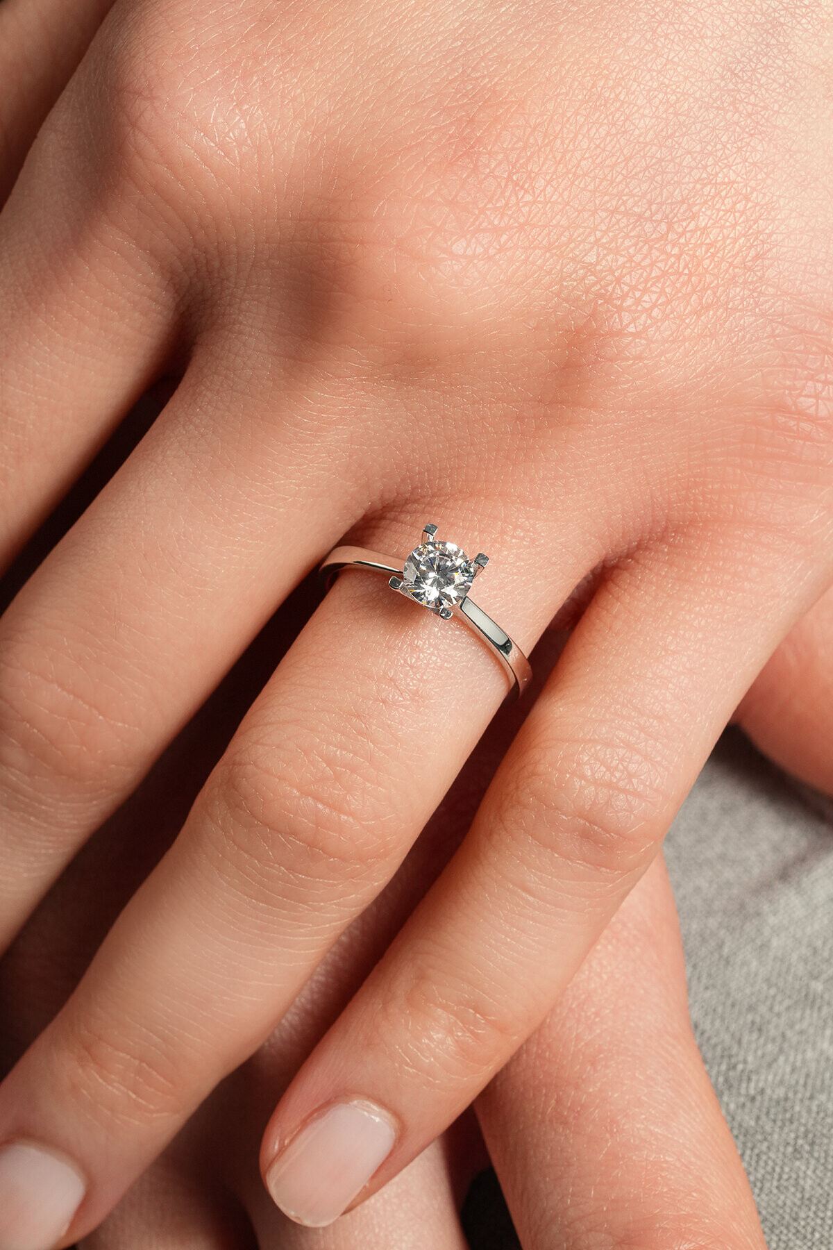 8 Ayar Tektaş Yüzük