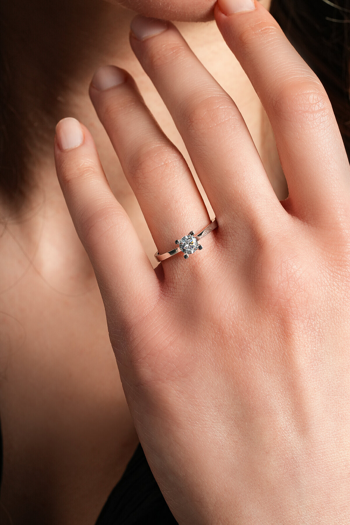 8 Ayar Tektaş Yüzük