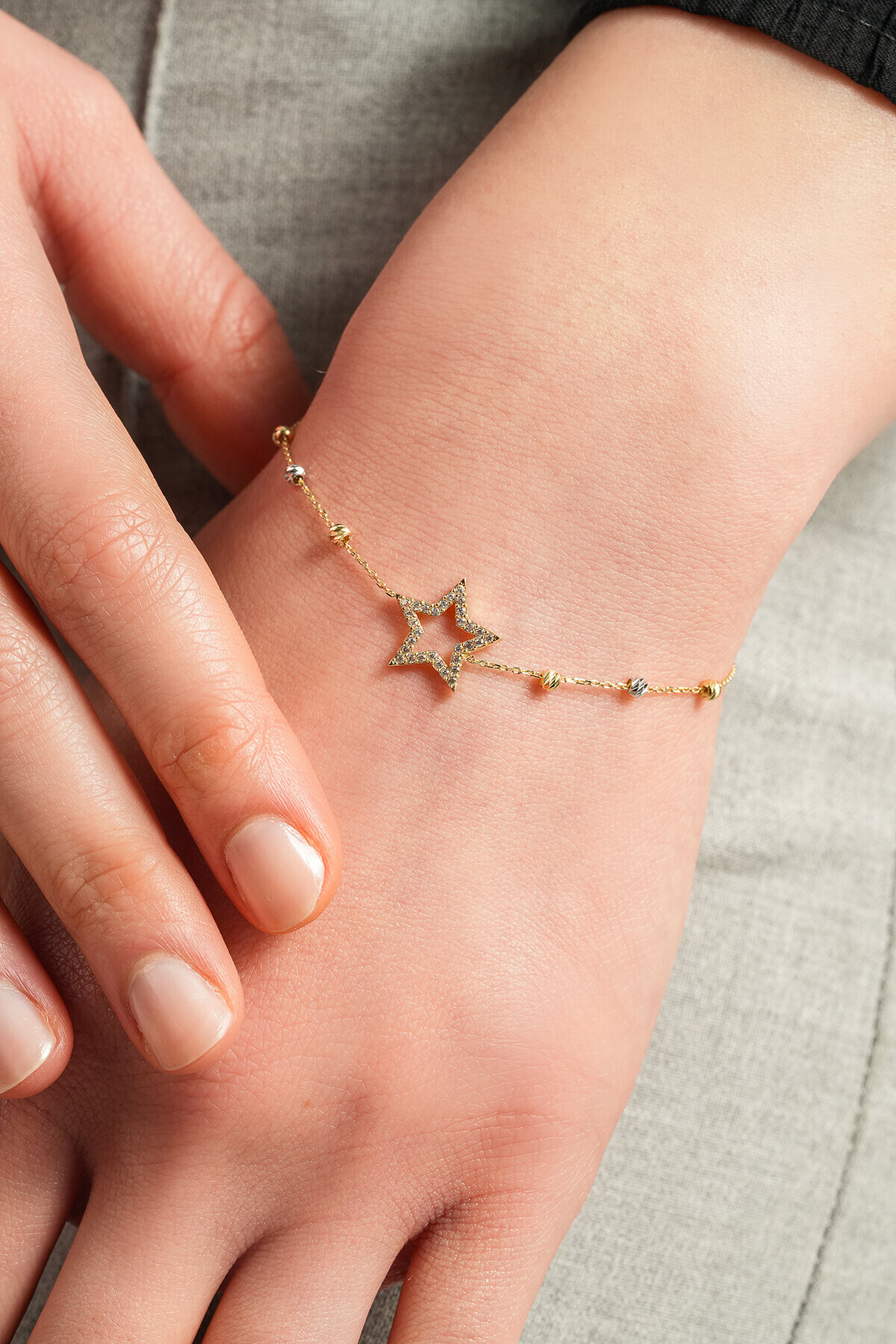 8 Ayar Yıldız Bileklik