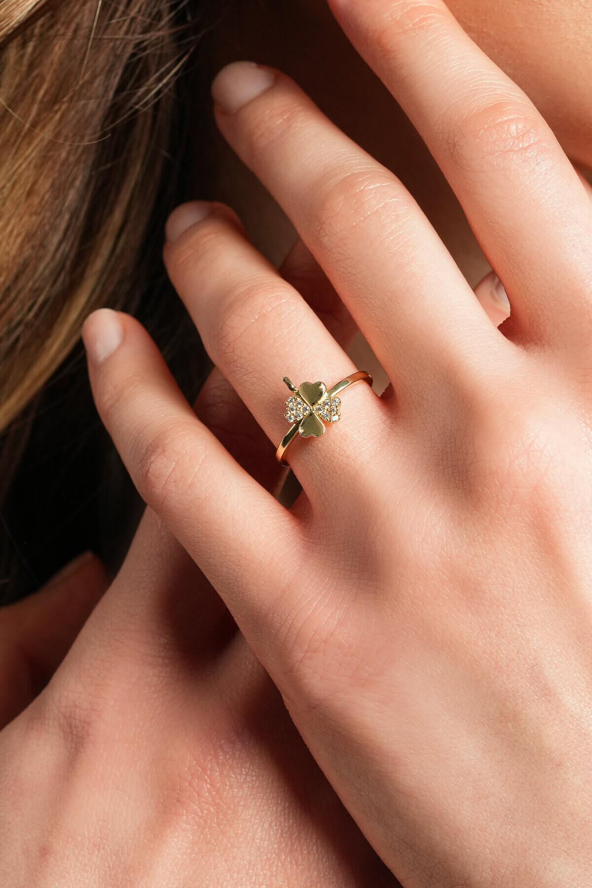 8 Ayar Yonca Yüzük