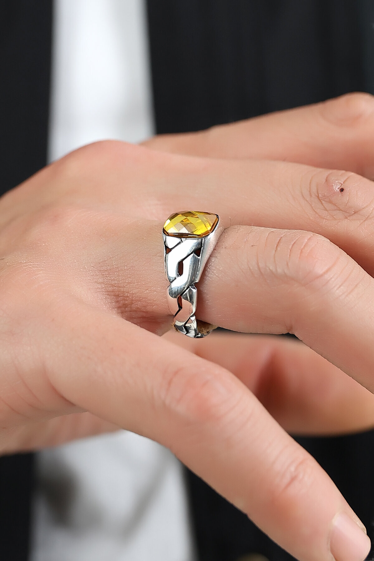 Gümüş Sitrin Taşlı Zincir Kollu Yüzük