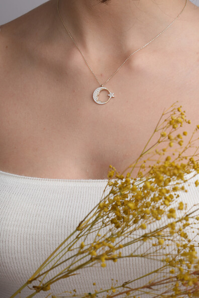 14 Ayar Altın Atatürk Silüeti Ay Yıldız Kolye