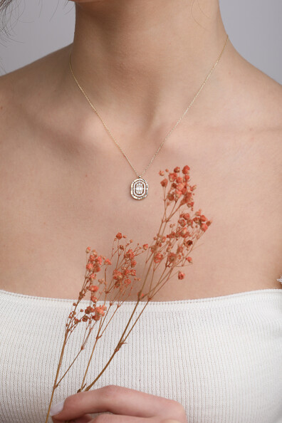 14 Ayar Altın Baget Kolye