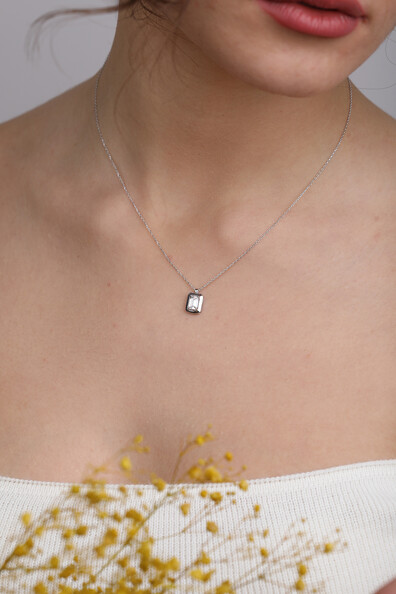 14 Ayar Altın Cilalı Baget Kolye