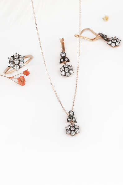 Altın Eskitme Montürlü Çiçek Üçlü Takım