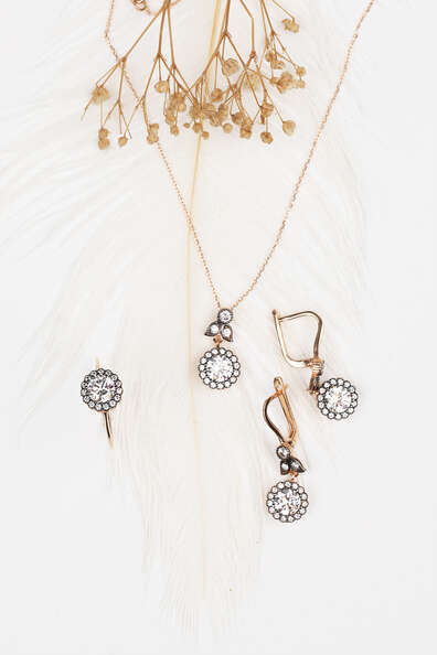 Altın Eskitme Montürlü Üçlü Takım