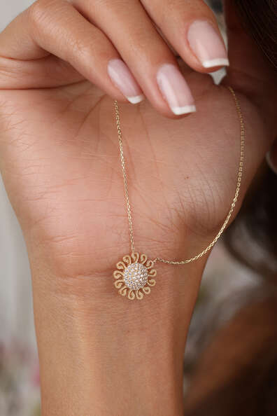 14 Ayar Altın Güneş Kolye