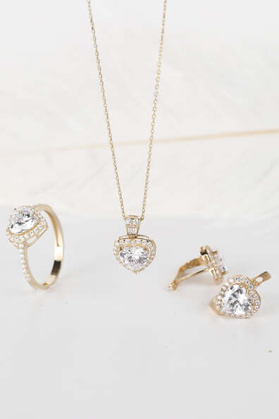 Altın Kalp Kesim Taşlı Takım