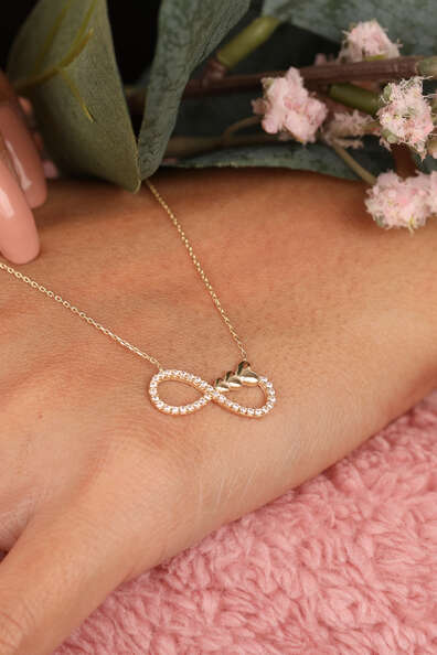 14 Ayar Altın Minimal Kalpli Sonsuzluk Kolye