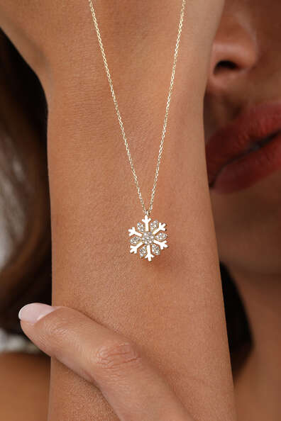 14 Ayar Altın Kartanesi Kolye