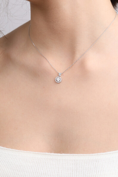 14 Ayar Altın Pırlanta Montürlü Tektaş Kolye