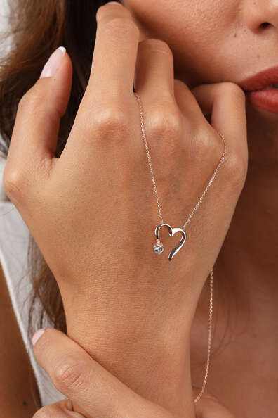 14 Ayar Altın Sallantı Kalp Kolye