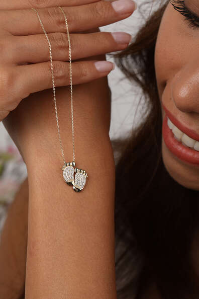 14 Ayar Altın Taşlı Bebek Ayak İzi Kolye