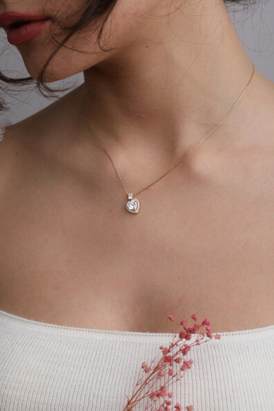 14 Ayar Altın Taşlı Kalp Kolye