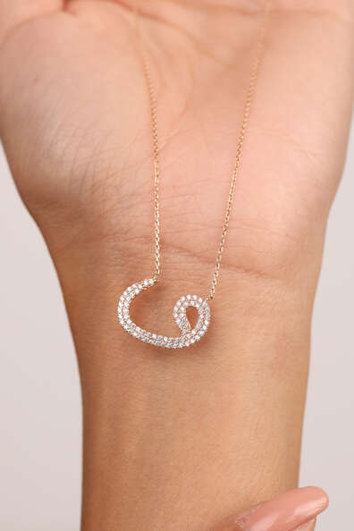 14 Ayar Altın Vav Kolye