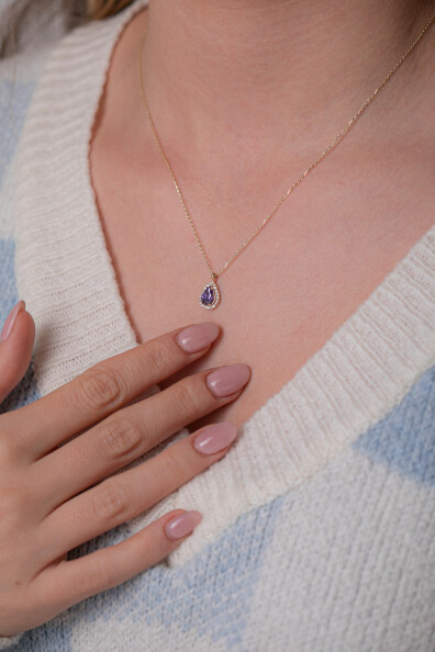 14 Ayar Altın Mor Taş Kolye