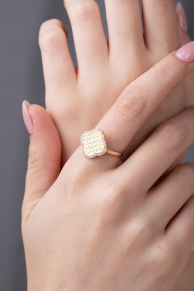 14 Ayar Altın Yonca Yüzük