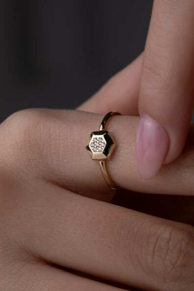 14 Ayar Altın Altıgen Yüzük