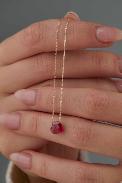 14 Ayar Altın Kırmızı Kalp Kolye