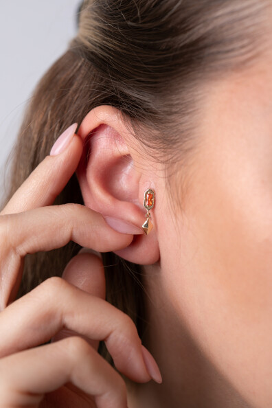 14 Ayar Altın Turuncu Taşlı Sallantılı Küpe