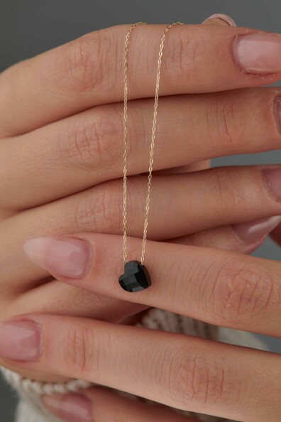 14 Ayar Altın Siyah Kalp Kolye