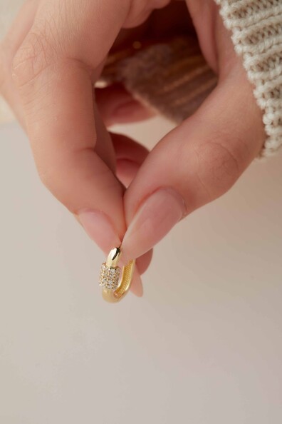 14 Ayar Altın Taşlı Halka Küpe