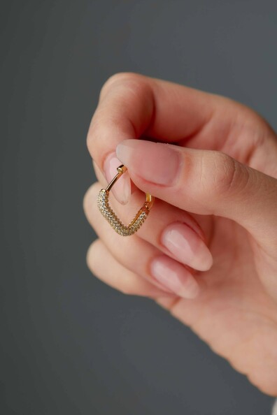 14 Ayar Altın Taşlı Kare Küpe