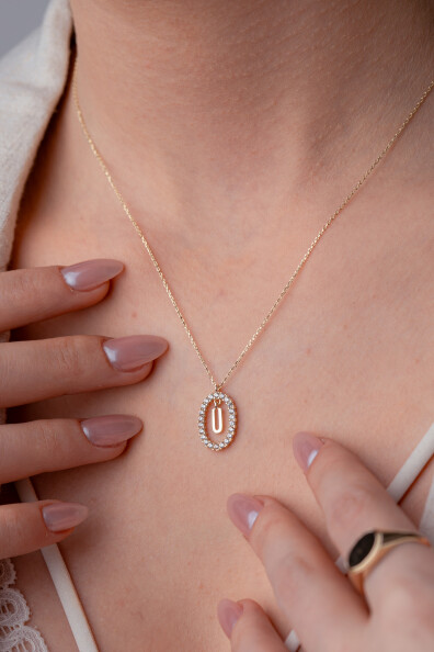 14 Ayar Altın U Harf Kolye