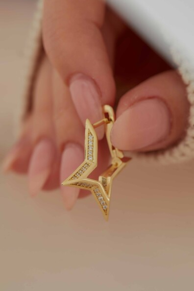 14 Ayar Altın Yıldız Küpe