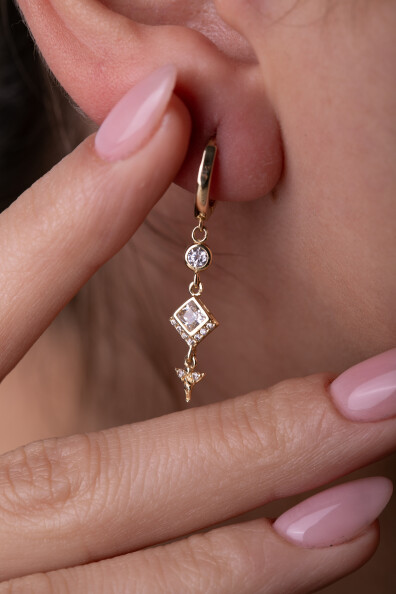 14 Ayar Altın Melek Sallantılı Küpe