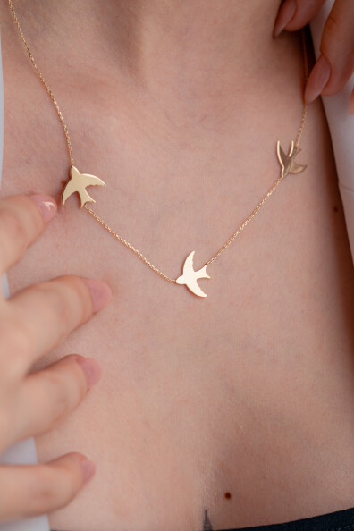 14 Ayar Altın Kırlangıç Kolye