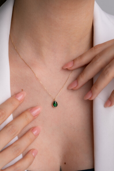 14 Ayar Altın Zümrüt Damla Taş Kolye
