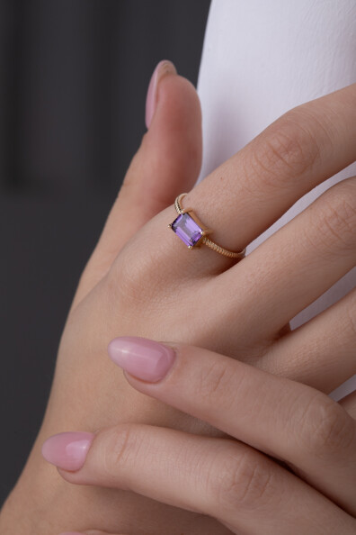 14 Ayar Altın Ametist Taşlı Baget Yüzük