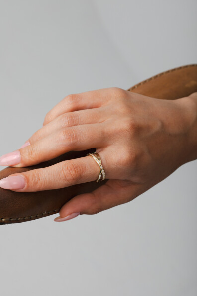 14 Ayar Altın Çarpı Altın Yüzük