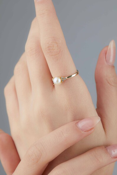 14 Ayar Altın İnci Yüzük