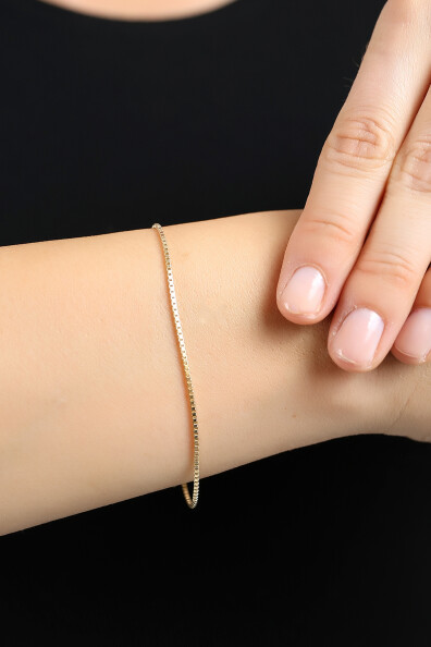 14 Ayar Altın Kare Zincir Bileklik