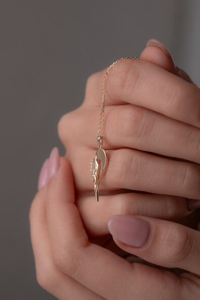 14 Ayar Altın Melek Kanatlı Kalp Kolye