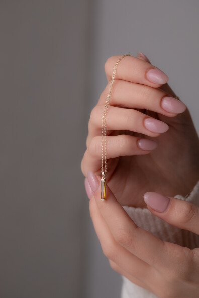 14 Ayar Altın Sarı Taş Çubuk Kolye