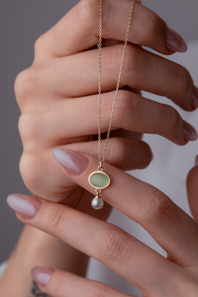 14 Ayar Altın Su Yeşili Taşlı Kolye