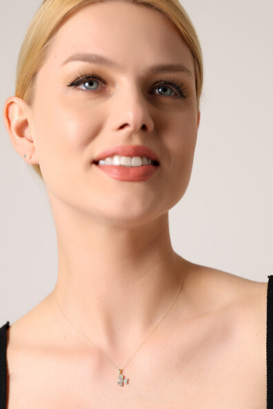 14 Ayar Altın Taşlı Yonca Kolye