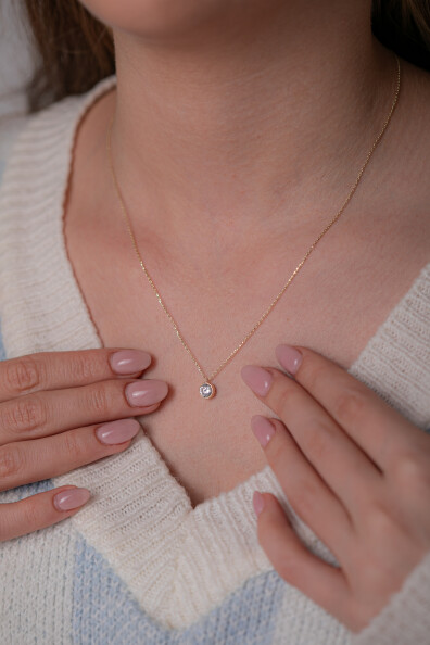 14 Ayar Altın Tektaş Kolye