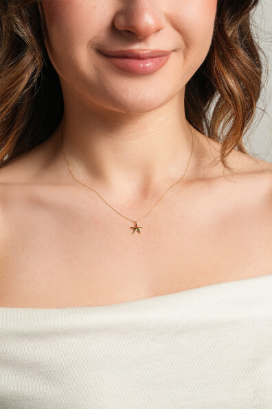 14 Ayar Altın Yıldız Kolye