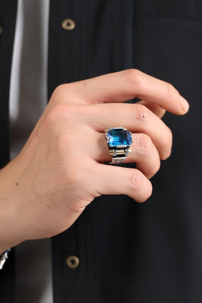 Gümüş Aqua Taşlı Kare Kesim Erkek Yüzük 