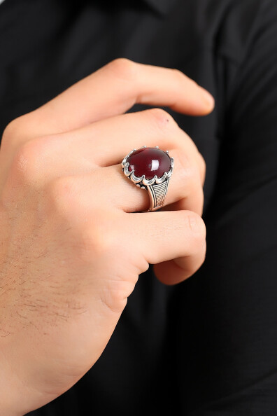 Gümüş Kırmızı Akik Taşlı Oval Kesim Erkek Yüzük 